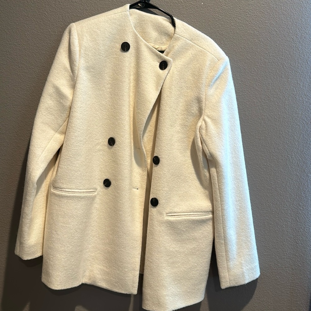 NA-KD X Claire Rose Straight Fit Short Coat